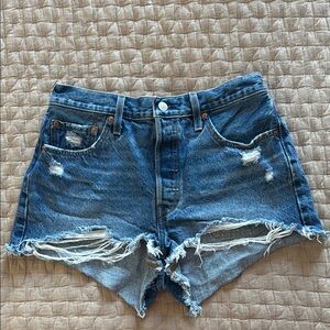 Levi’s 501 cutoff shorts size 29